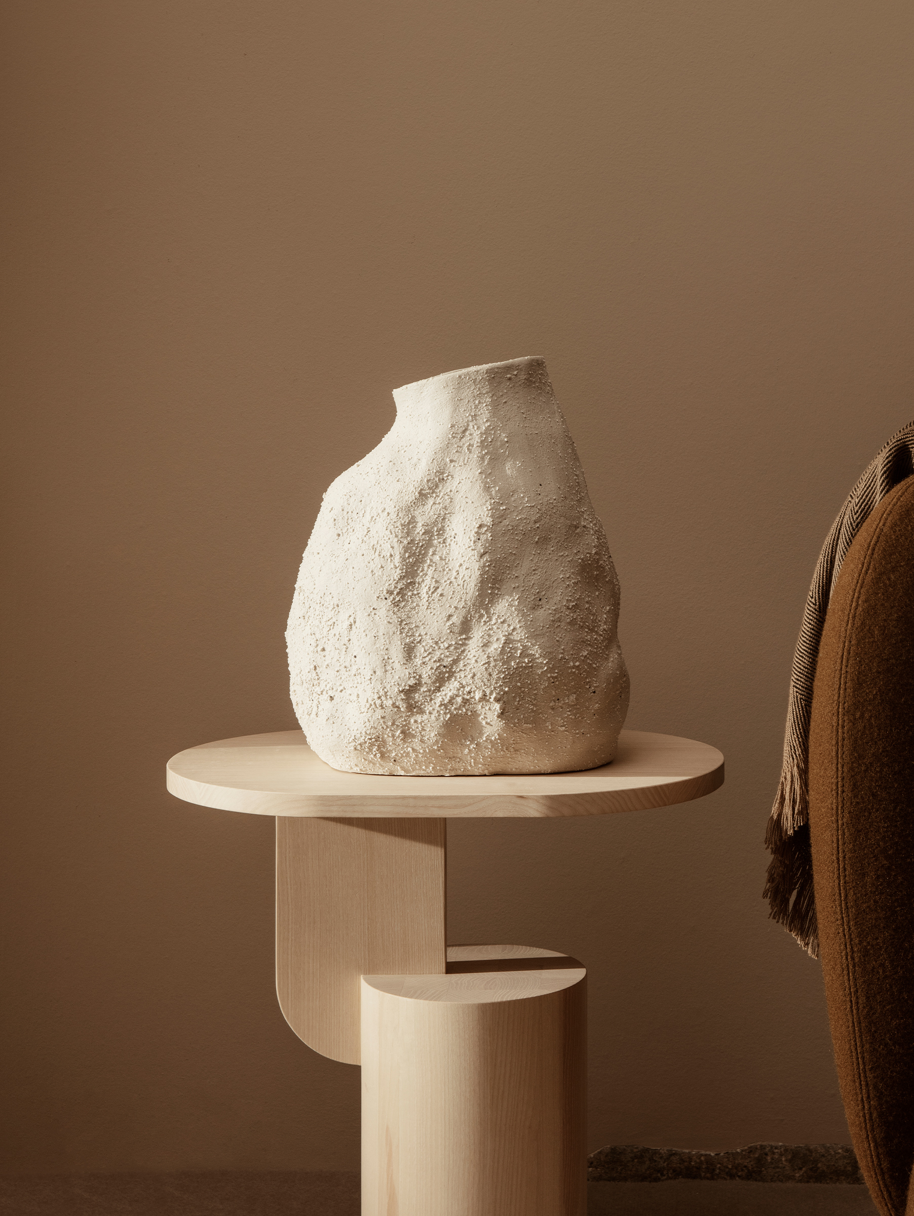 Vulca Vase Medium - Off-white Stone