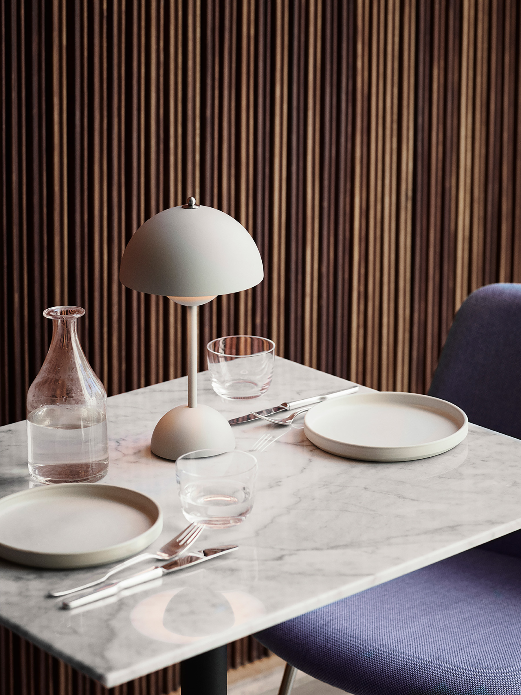 Flowerpot VP9 Portable Tischleuchte - Matt Weiß