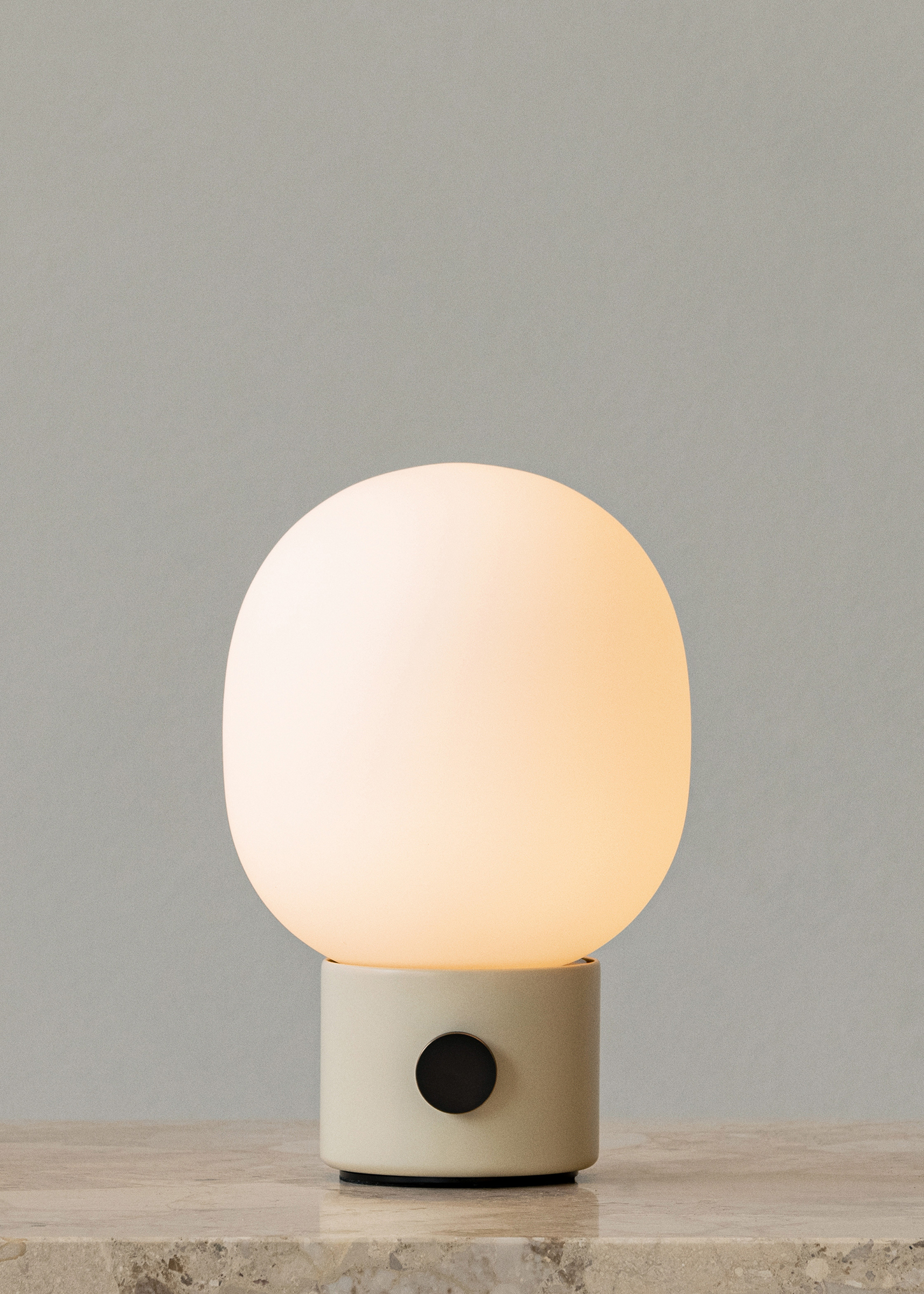 JWDA Table Lamp, Portable, Ø14,4, Alabaster White
