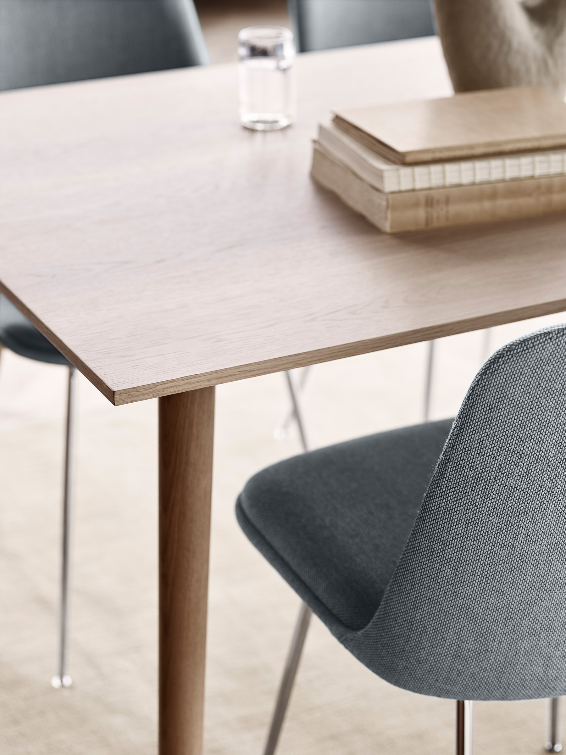 In Between SK5 Esstisch 200x90 cm - Eiche