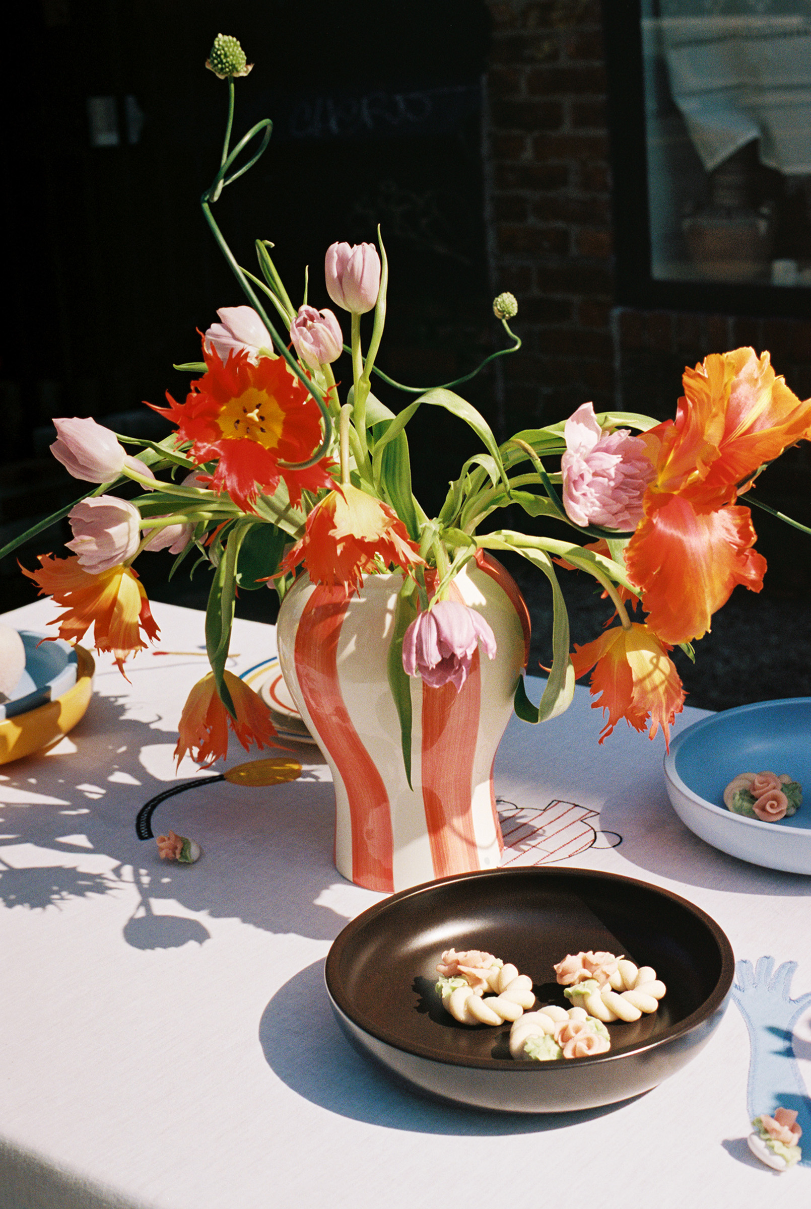 Sobremesa Vase mit Streifen Small Red