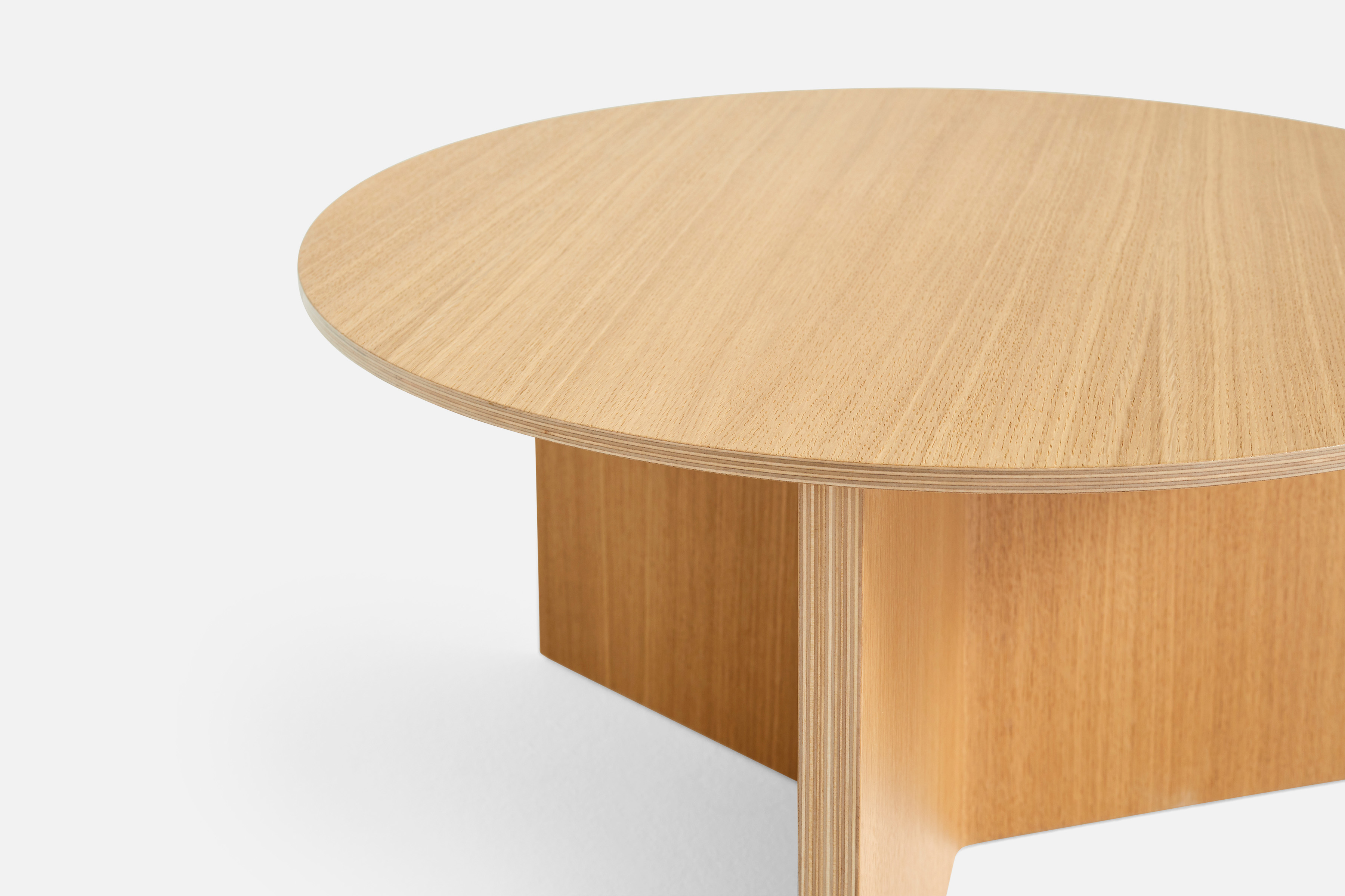 Slit Tisch Holz ø 65 x H 35,5 Eiche