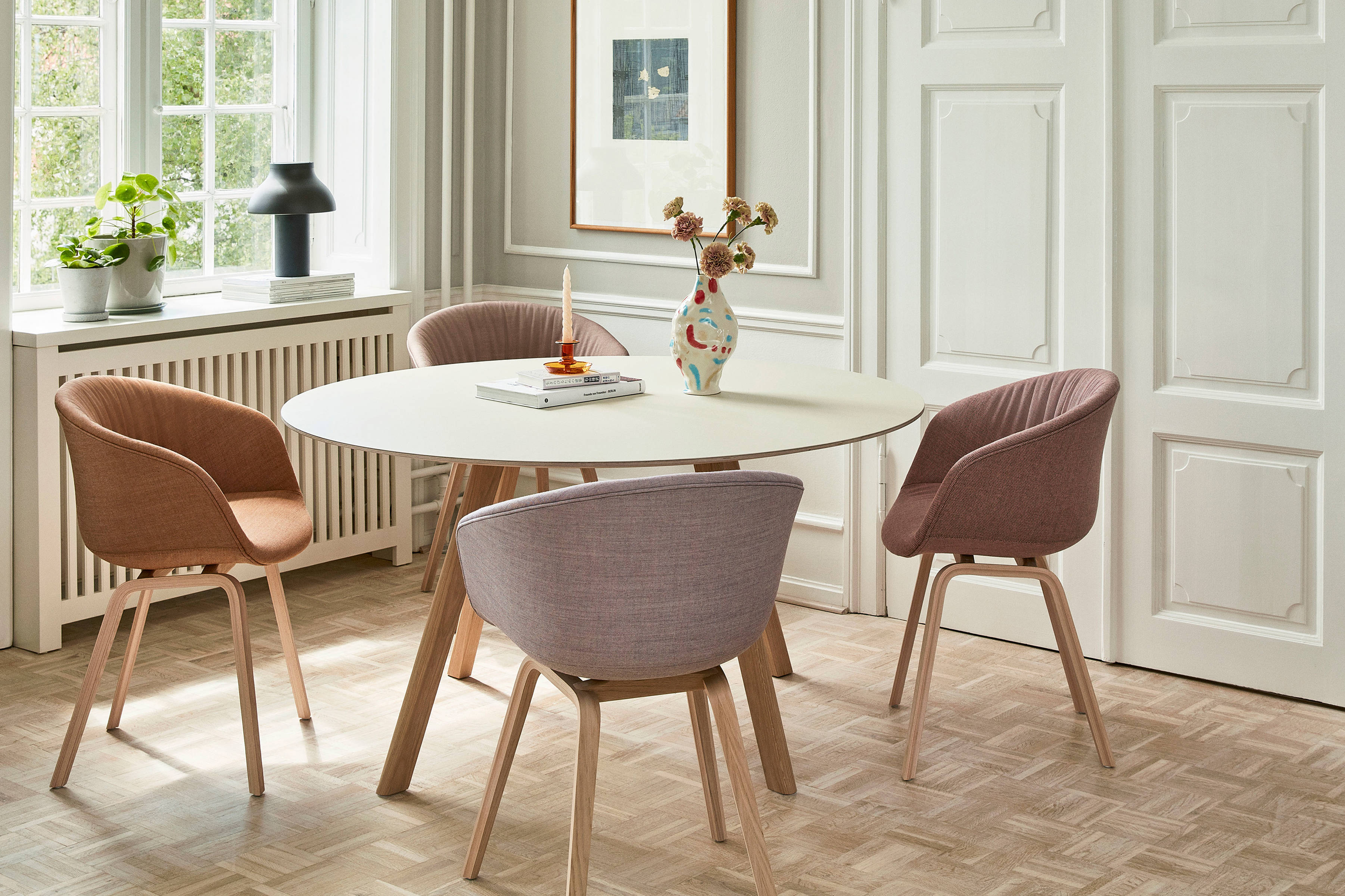 CPH20 Tisch Ø120 cm - Eiche / Linoleum off-white