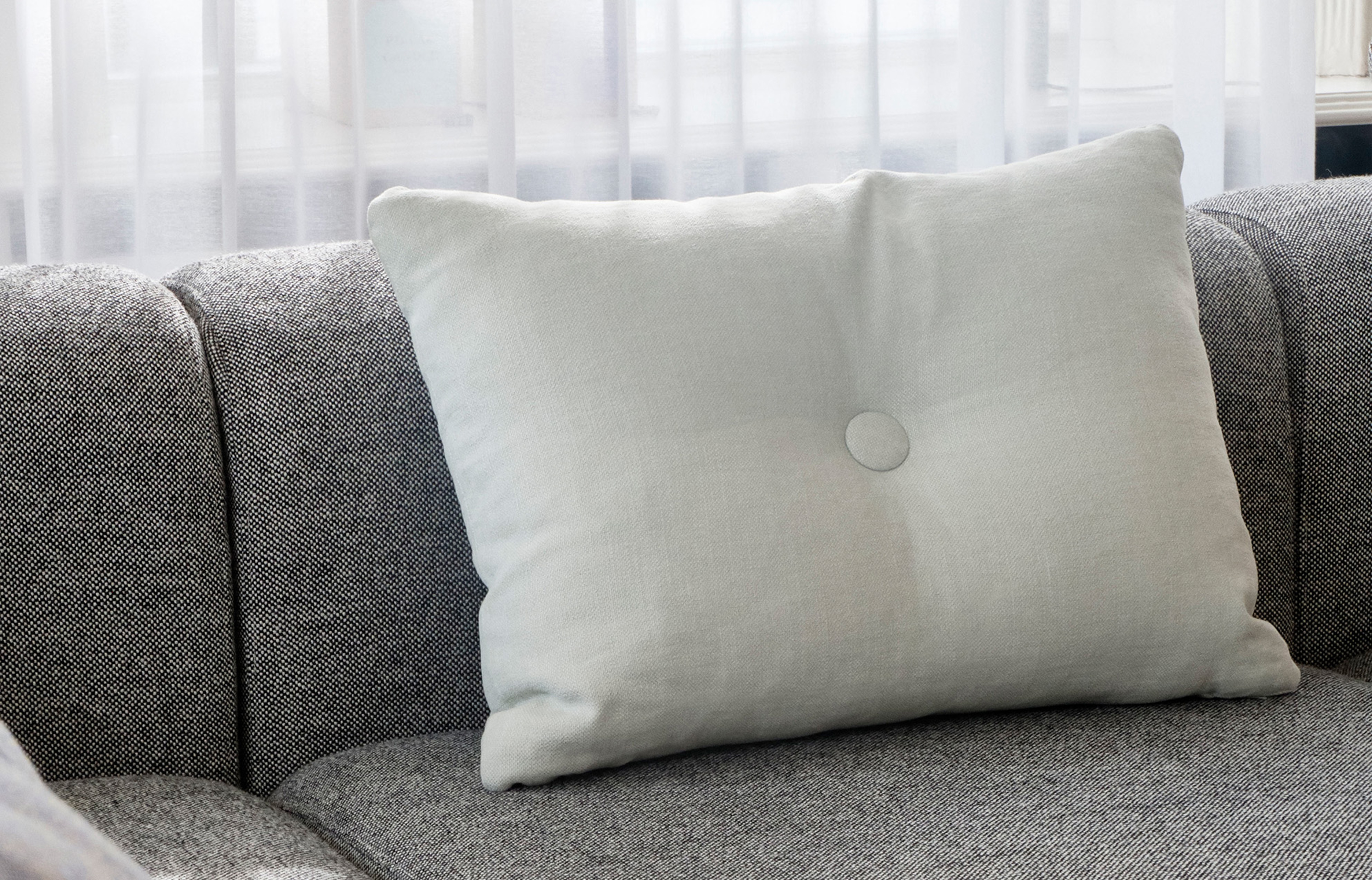 Dot Kissen Planar Hellgrau
