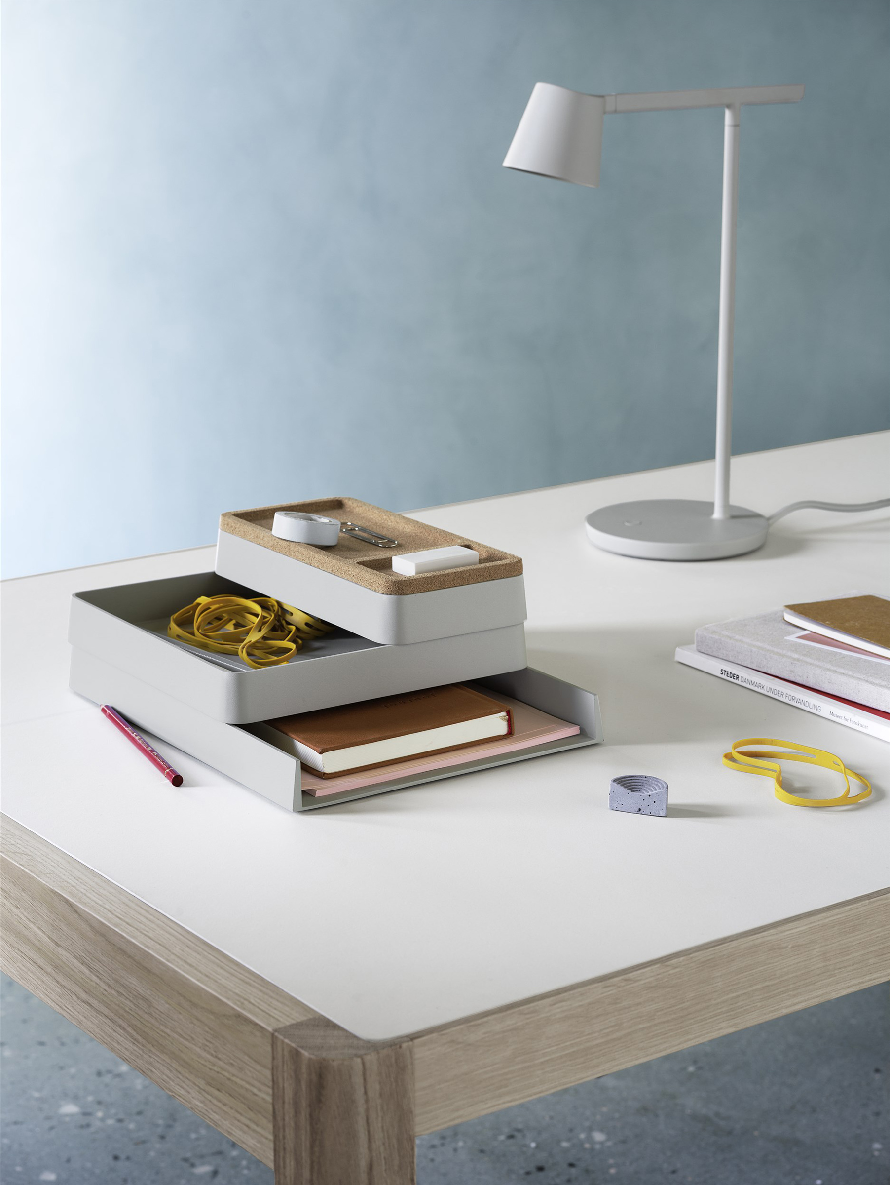 Arrange Desktop Series Konfiguration 1 - Grau