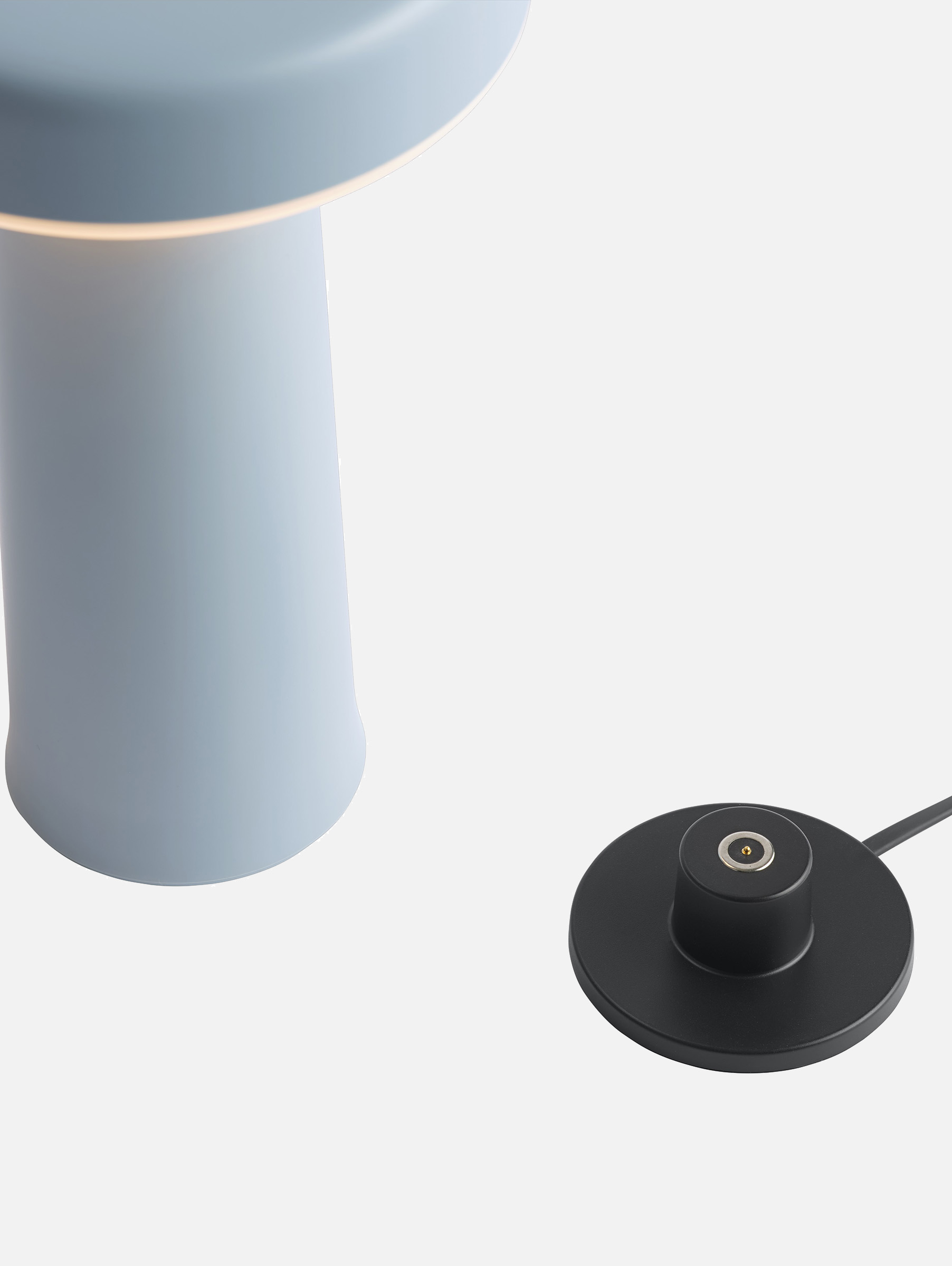 Ease tragbare Akku Tischleuchte - Hellblau