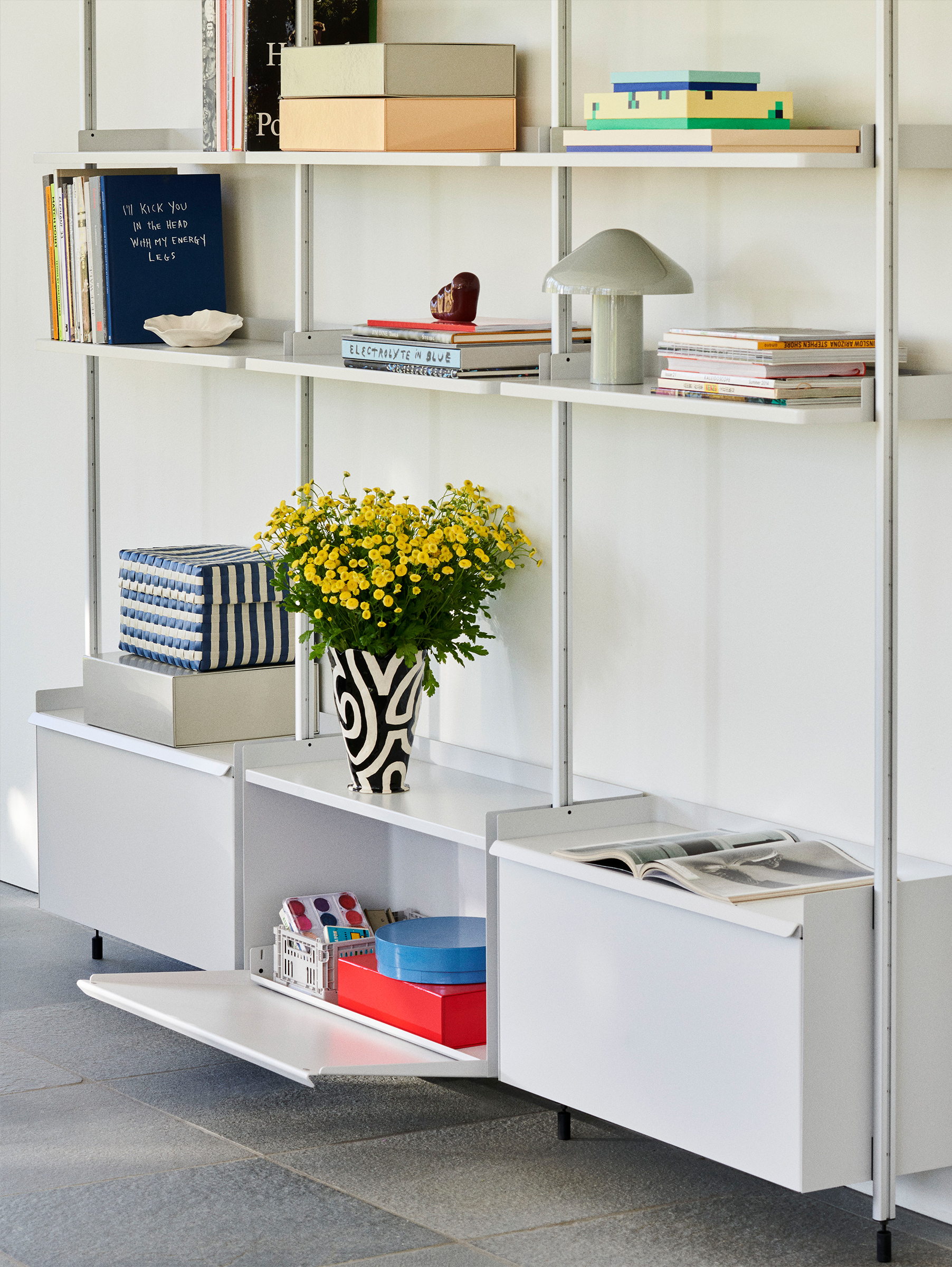 Jessica Hans Shadow Vase Schwarz und Weiß