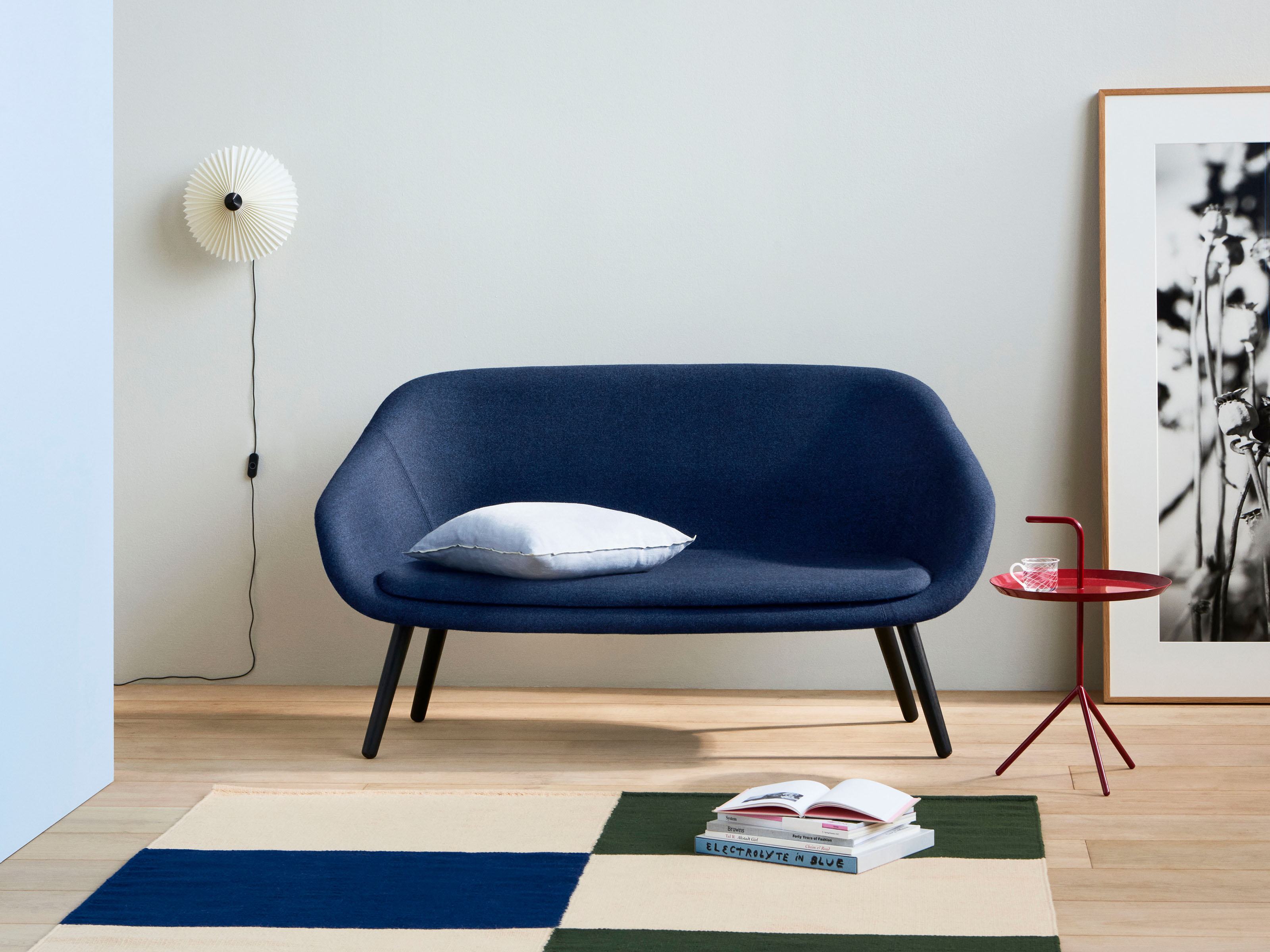 Matin Wall 300 White shade