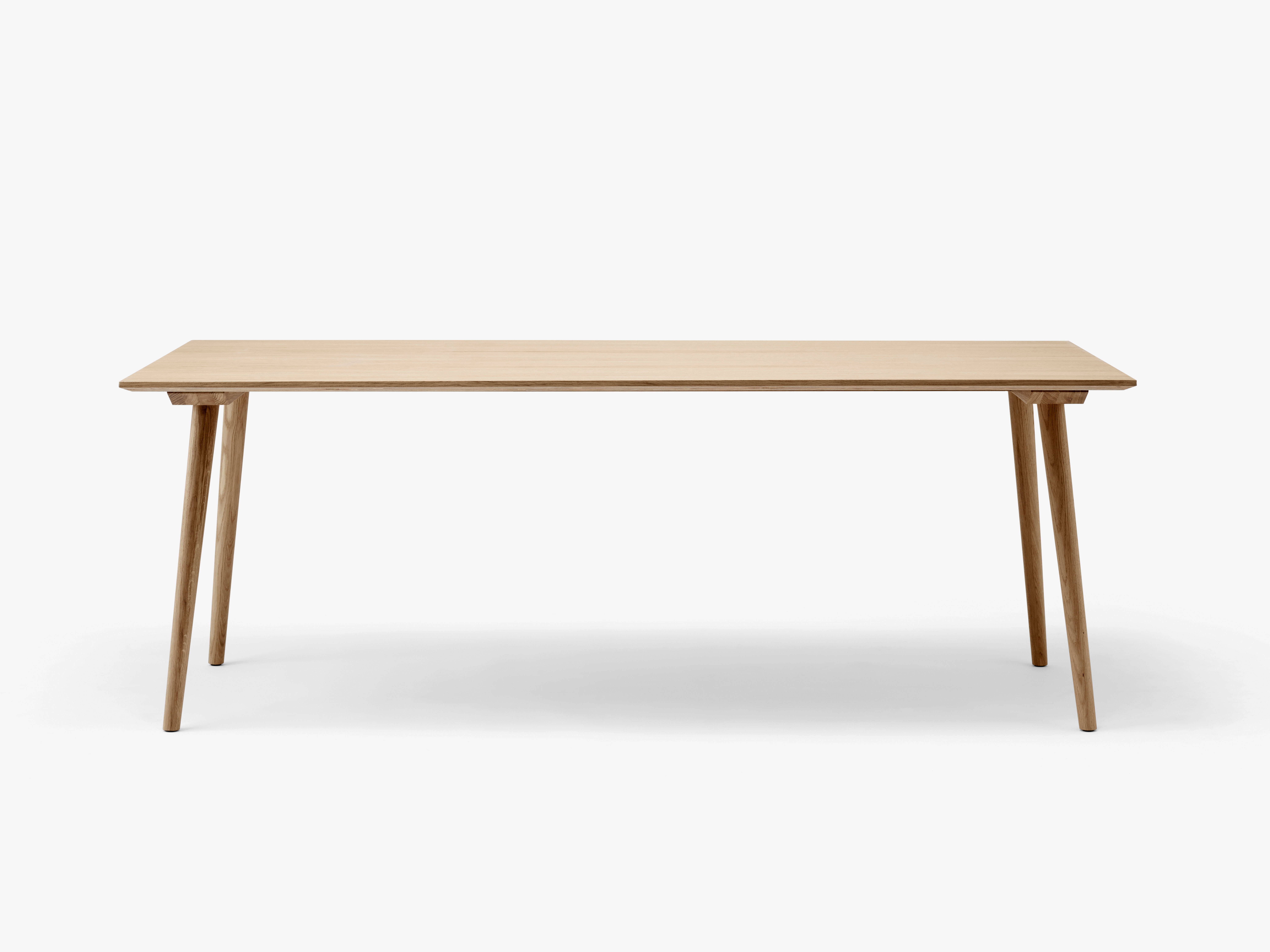 In Between SK5 Esstisch 200x90 cm - Eiche