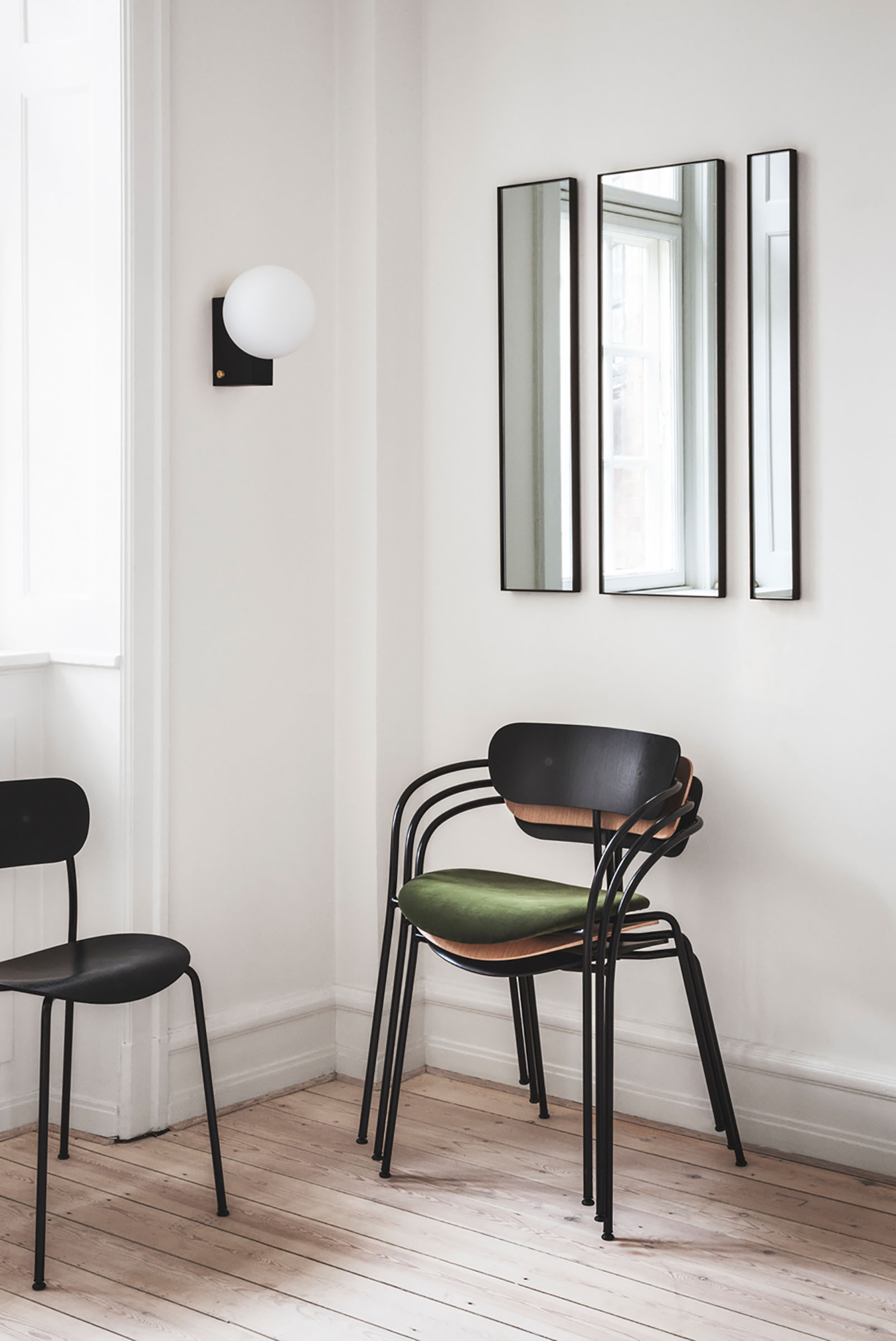 Journey Table/Wall Lamp SHY1, Black