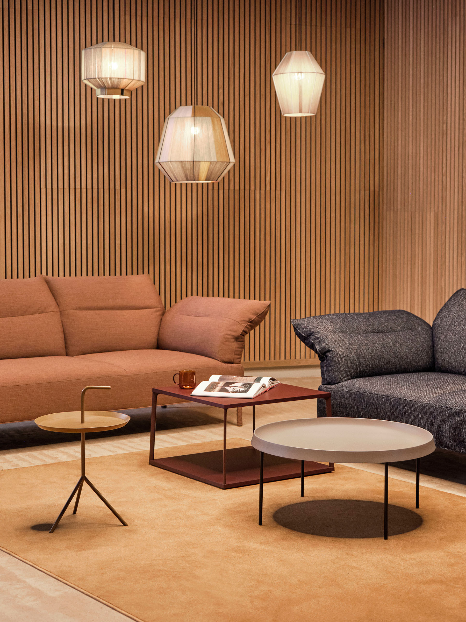 Eiffel Coffee Tisch 65x65 cm - Dark brick