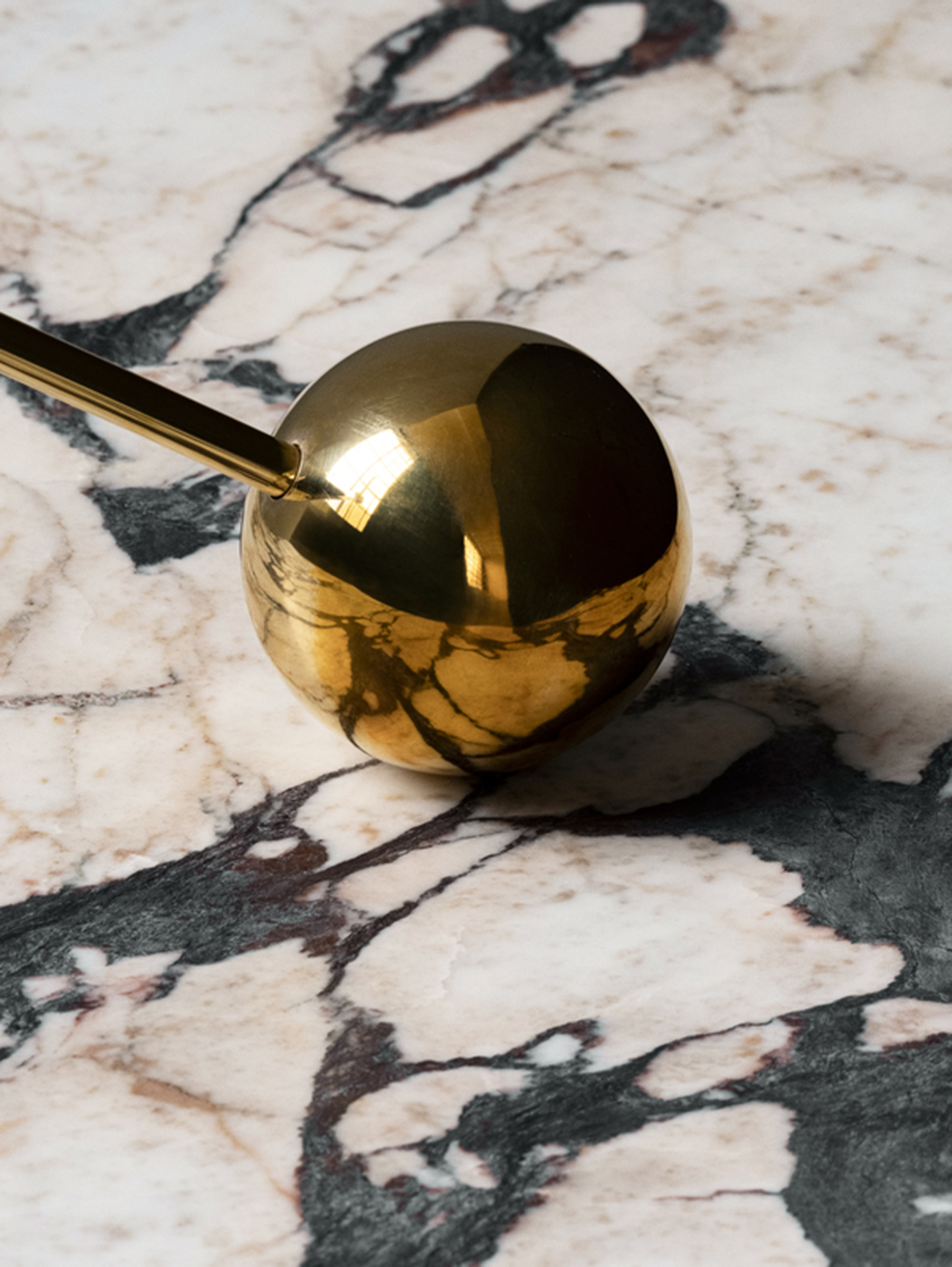 Interconnect Kerzenständer B70 cm - Poliertes Messing