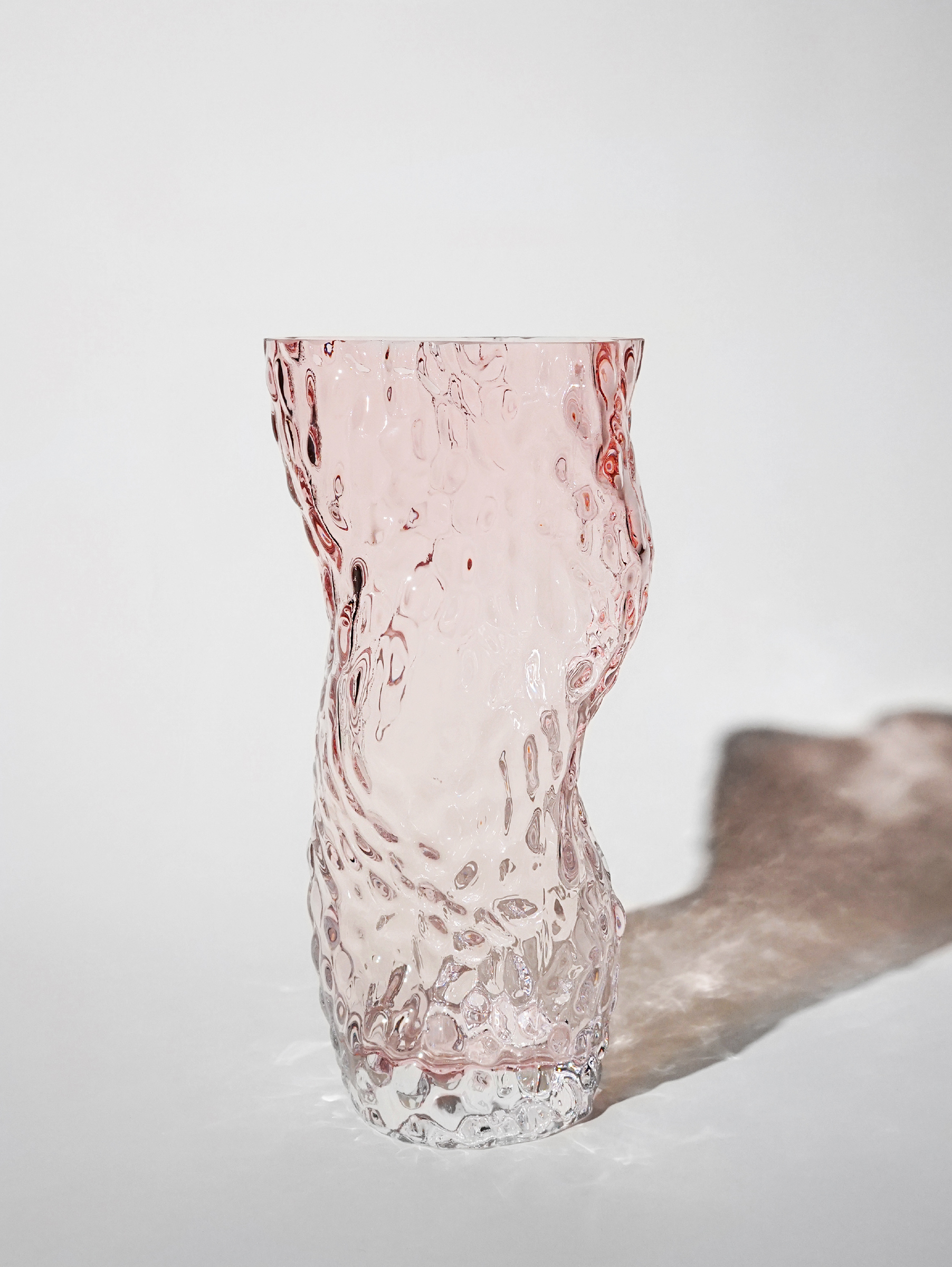 HEIN Studio Ostrea Rock Vase pale pink