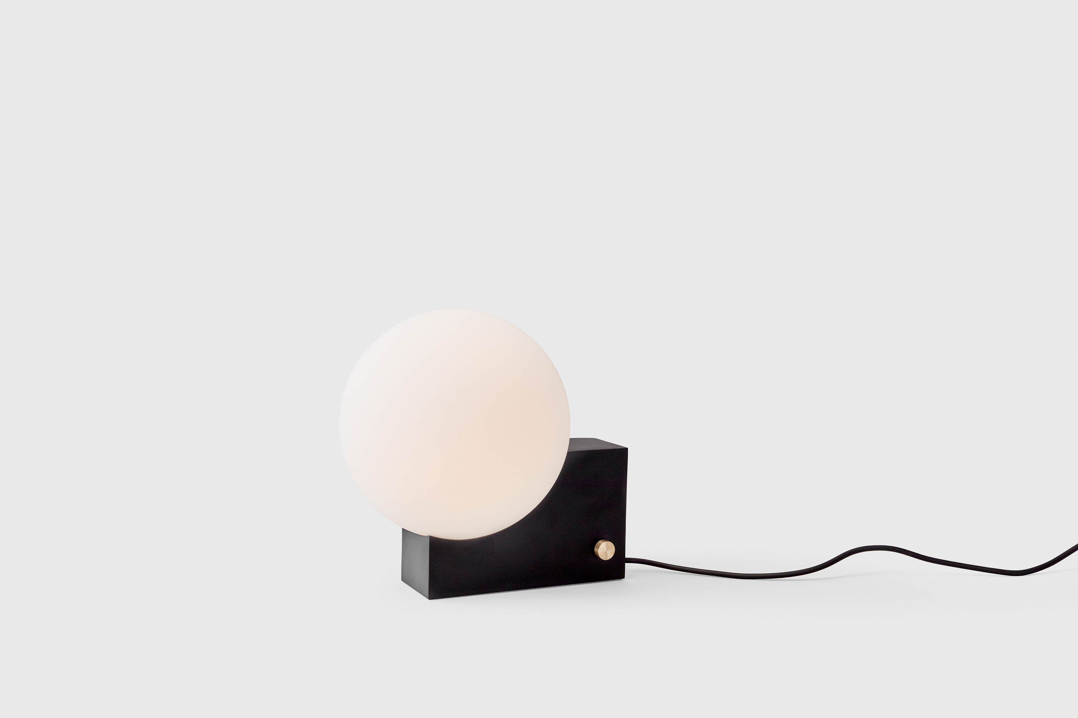 Journey Table/Wall Lamp SHY1, Black